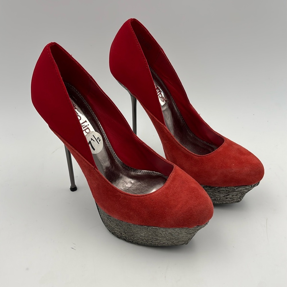 NWOB Two Lips Valentine ll Pumps Rare
